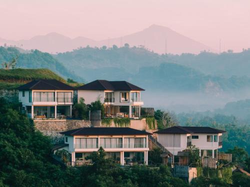 Kuta Villa | Above The Coconut Villa