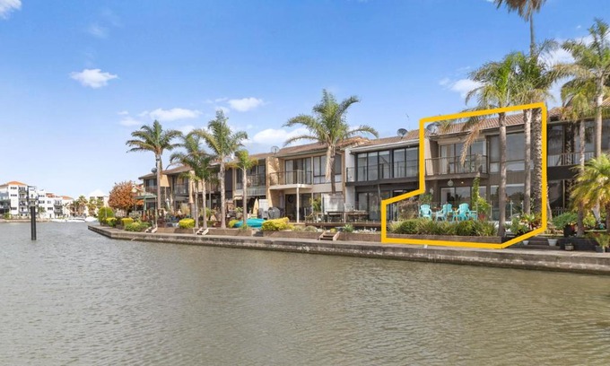 Patterson Lakes House | Absolute Waterfront Marina Views