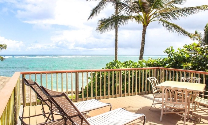 Hauula House | Absolutely Oceanfront/SimpleRuralHome/AC rooms