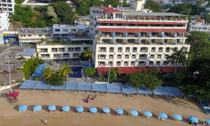 Caleta Hotel | Acamar Beach Resort Acapulco