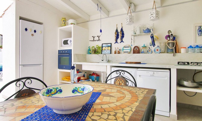 Solfarelli Villa | Acasaammari - 2 Baths, Garden, WiFi, Summer-Kitchen, by the SEA, public POOL