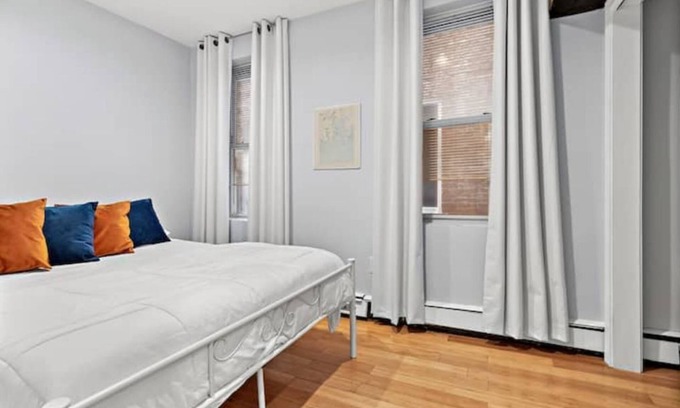 North End Condo | ACeltics/Bruins, Little Italy, North End