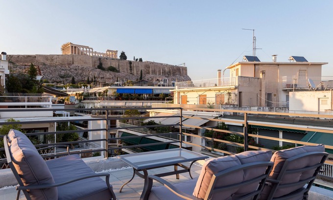 Makrigianni Apartment | ACROPOLIS STYLISH SUITE