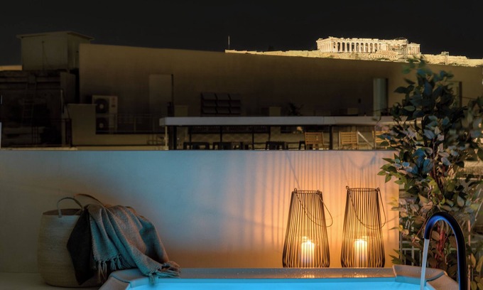 Monastiraki Apartment | Acropolis View Retreat with 2 Private Plunge Pools