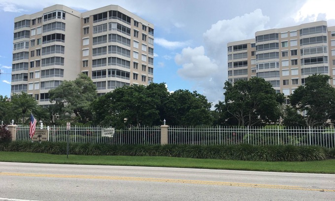 Vanderbilt Beach Condo | Across from the Beach and on the Bay