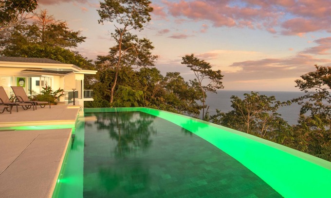 Montezuma Villa | Adeluna Luxury Ocean View Villas