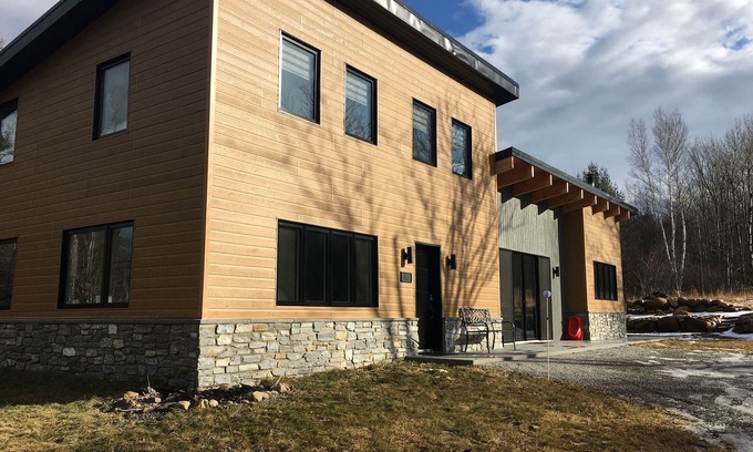 Wilmington Cottage | Adirondack unique friendly-family cottage