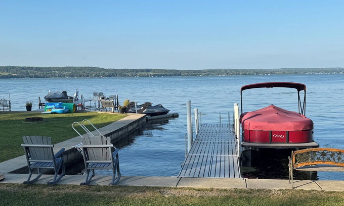 Ashville House | Adorable lakefront 4-bedroom house with AC in Ashville on Chautauqua Lake