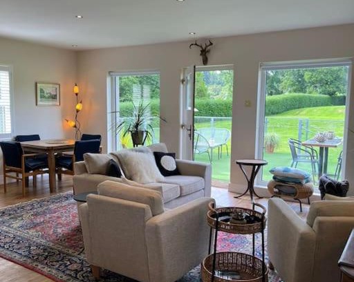 Newtownards Apartment | Adorable one bedroom apartment with balcony