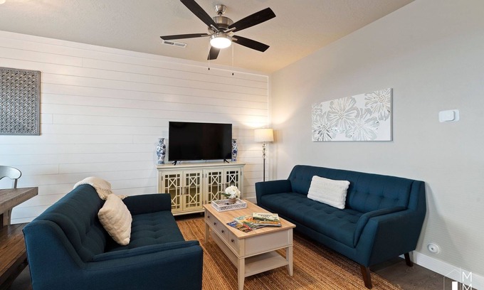 Cedar City House | Adventure in the City of "Wonder". Relax Here!