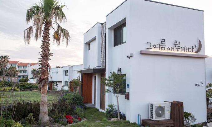 Aewol House | Aewol Bada Poomeun Property
