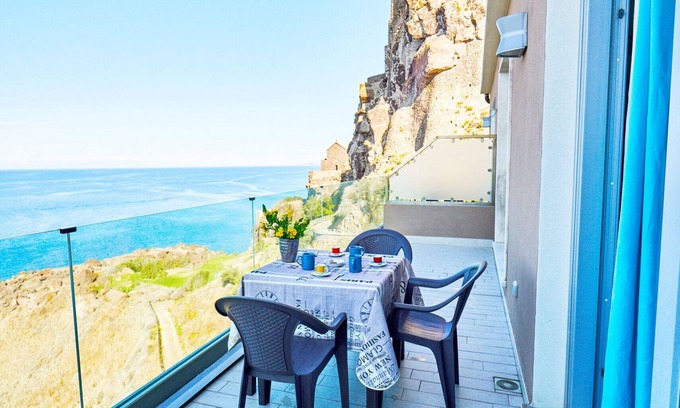 Castelsardo Apartment | Affittimoderni Castelsardo Miramare - CSMI19 - Apartment for 4 people in Castelsardo