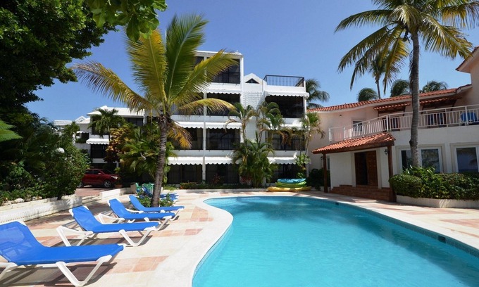El Batey Apartment | Affordable guest-friendly condo in oceanfront resort near everything