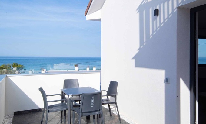 Razo da Costa Apartment | AG Casa Arnados, 1st line Playa Razo views sea