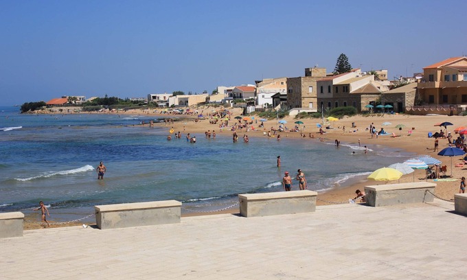 Punta Secca Apartment | Agamennone, apartment at 20 mt. from the sea in the centre of Punta Secca