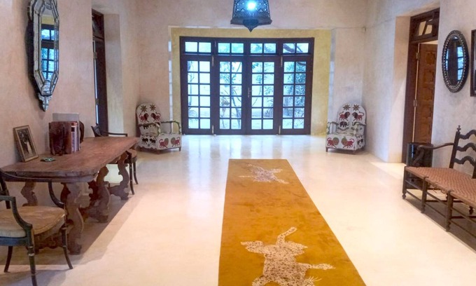 Lamu House | AGOT LUXE HOUSE- 11,000 sqft PRIVATE LUXURY VILLA LAMU ISLAND 3bd/4ba POOL, JEEP