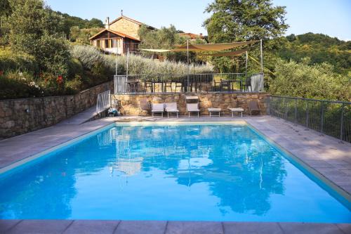 Pontremoli House | Agripodere Il Falco