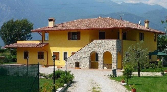 Bolognano-Vignole House | Agritur Maso Fontane