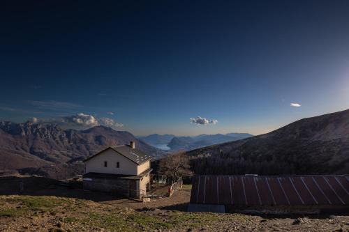 Bidogno House | Agriturismo Alpe Rompiago