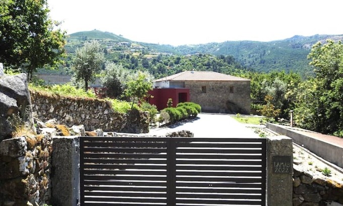 Sao Cipriano House | Agriturismo Pardis Douro - Whole Property