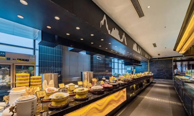 Weiyang Hotel | AI Lives In The Future Hotel(Xi'an Longshouyuan Daming Palace West Subway Station Branch)
