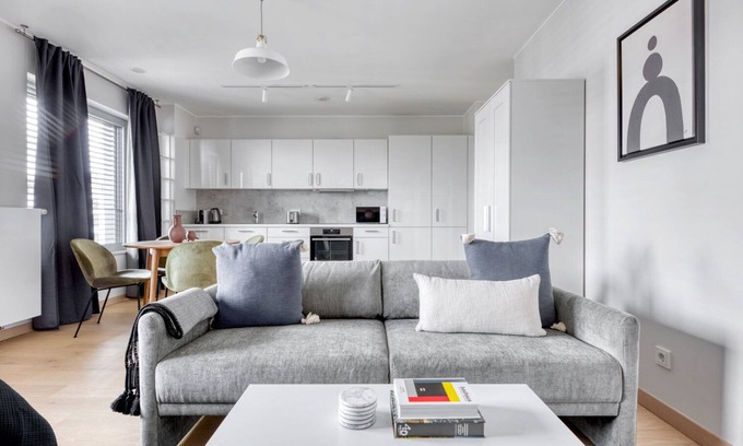 Gasperich Apartment | Airy Gasperich Studio w/Elevator, nr bus station, by Blueground