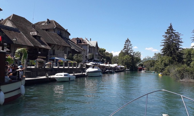 Aix-les-Bains Apartment | Aix-les-Bains Grand Port T2 Furnished 3 Stars Terrace 57m2