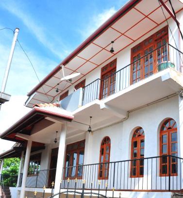 Anniwatta House | Ajanthas' Homestay