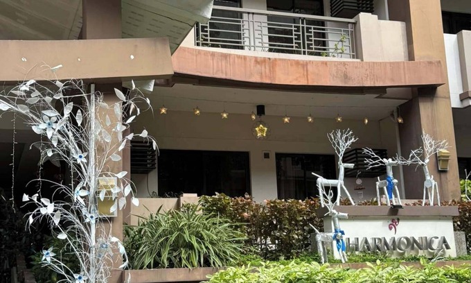 Muntinlupa Apartment | Alabang Condo by Lyre
