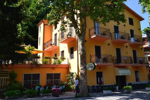 Caramanico Terme Hotel | Albergo Di Piero