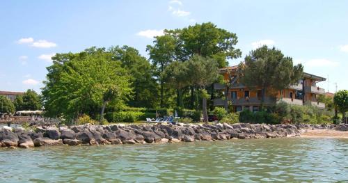 Lugana Hotel | Albergo Il Biancospino