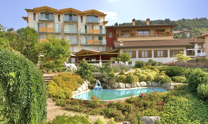 Bossico Hotel | Albergo Miralago