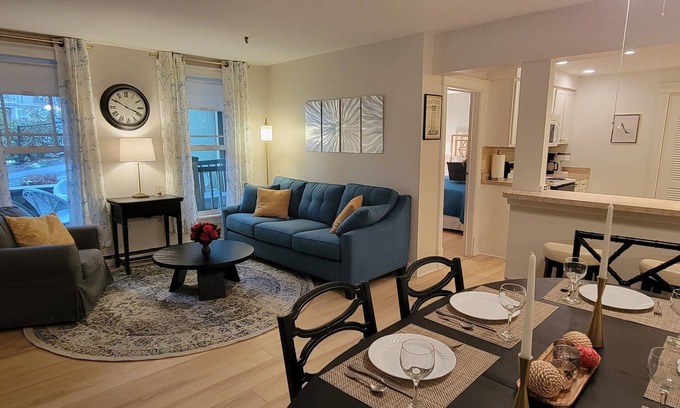 Chautauqua Condo | Aldine Bowman Suite STUNNING updated 2-bdrm w/lake views in the heart of CHQ!