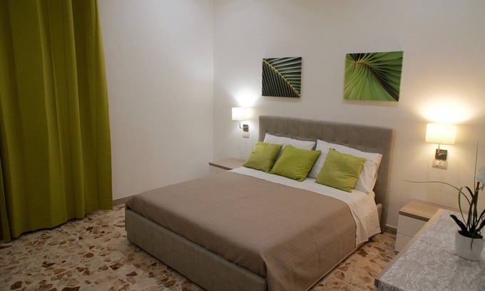 Eastern Sicily Apartment | Alemar Siracusa ideal for visiting the city
