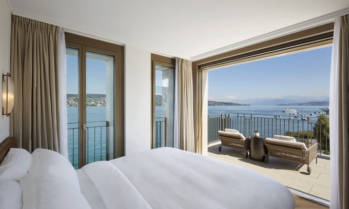 Horgen District Hotel | Alex Lake Zürich