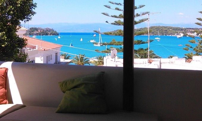 Papastavraiika Apartment | Alice House - Apartment with sea view