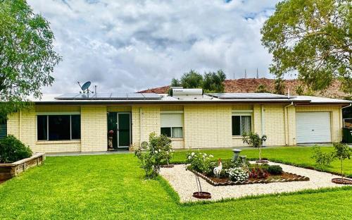 Gillen House | Alice Springs charm!