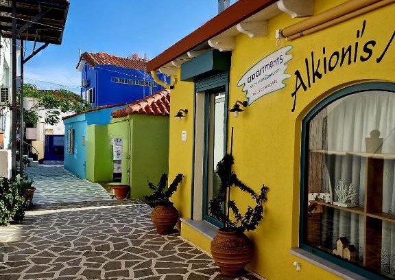 Arcoudi Apartment | Alkionisnest