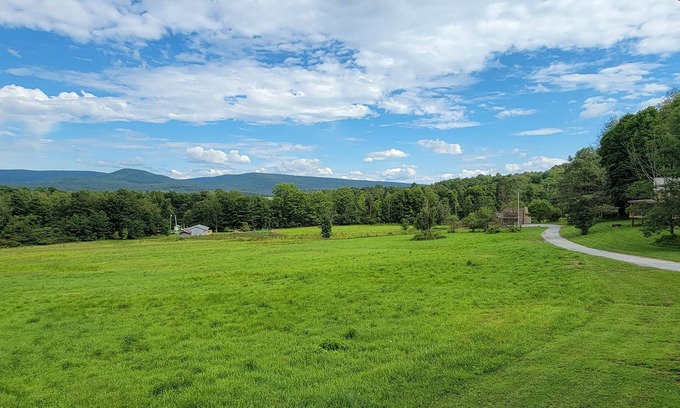 Ohiopyle Cabin | All About The View | 2BR, 1BA, Hot Tub, Fireplace