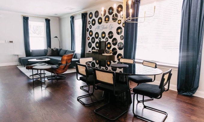 Crosstown House | All Shook Up at Pettigrew Adventures