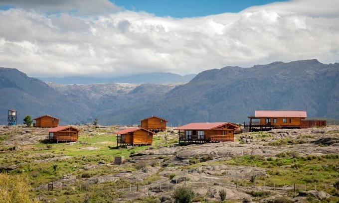 Calamuchita Department Hotel | Alma Serrana - Suites de montaña!
