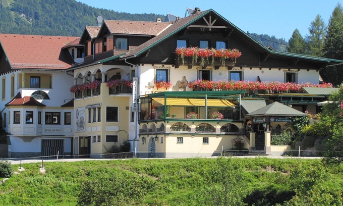 Spital am Pyhrn Cabin | Almhaus - Berggasthof Zottensberg