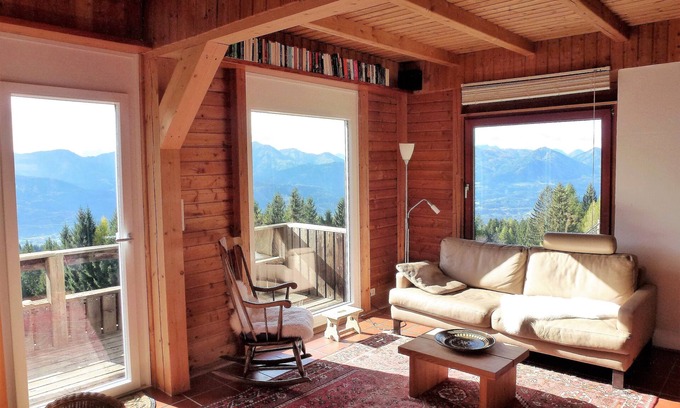 Fresach House | Almhaus ZUCKERL with a tiled stove at 1200 m with a dream view