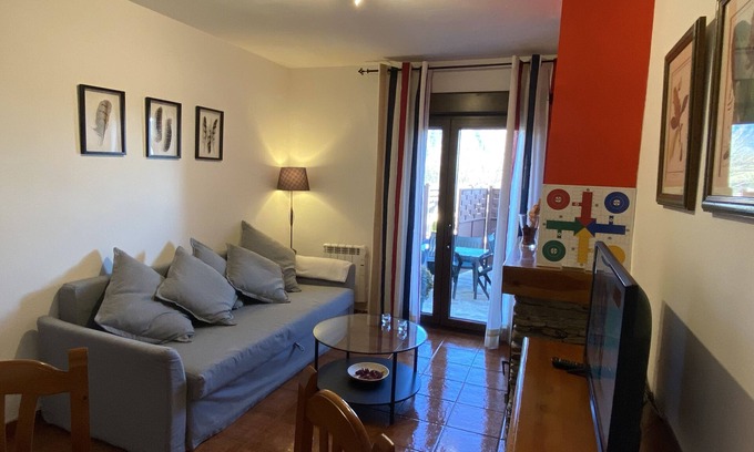 Montejo de la Sierra Cottage | Alojamientos El Horno for 4 people