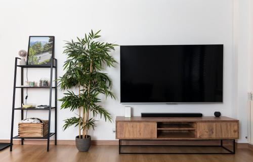 Ransol Apartment | Alojamiento junto al Río con Parking en Ransol I AndBnB