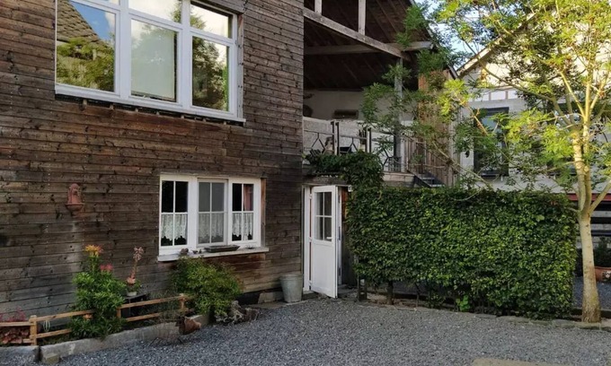 Engreux Bed & Breakfast | "Along the water" B&B Ardennes Belges + equestrian welcome