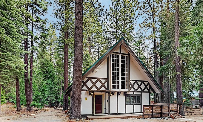 Sunnyside House | Alpine Haven