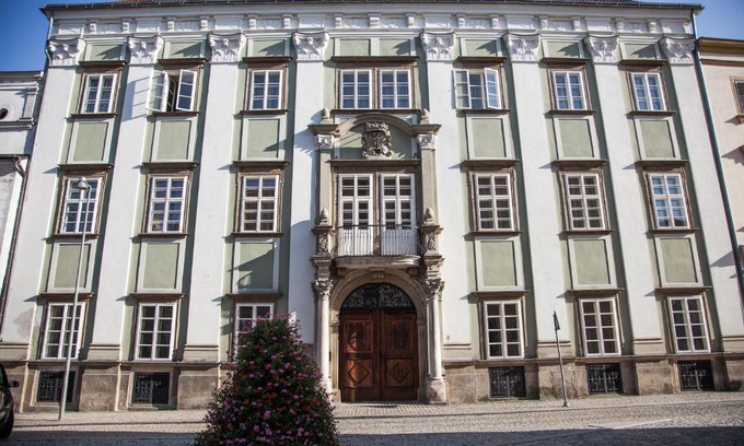 Znojmo House | Althanský palác