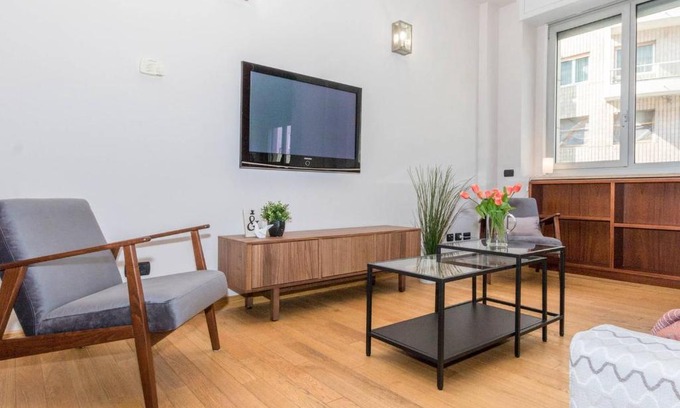 Porta Nuova Apartment | ALTIDO Apt for 4 in the centre of Milan