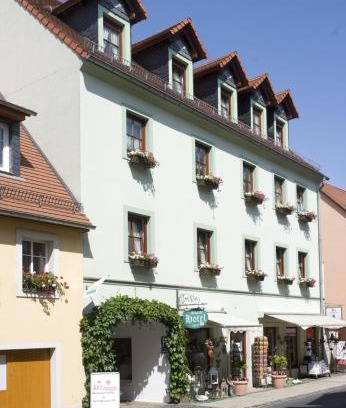 Grimma Bed & Breakfast | Altstadthotel "Garni" Grimma
